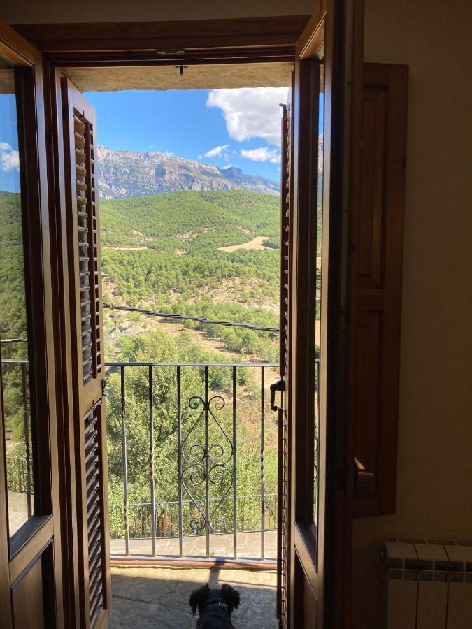 Casa Encuentra, En El Pirineo Al Lado De Ainsa Guest House El Pueyo de Araguas ภายนอก รูปภาพ