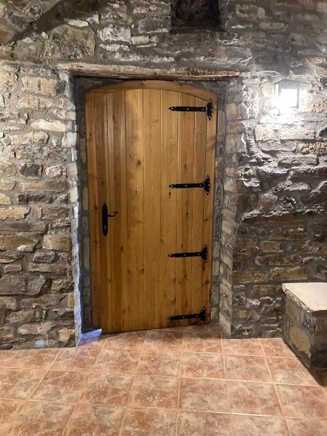 Casa Encuentra, En El Pirineo Al Lado De Ainsa Guest House El Pueyo de Araguas ภายนอก รูปภาพ