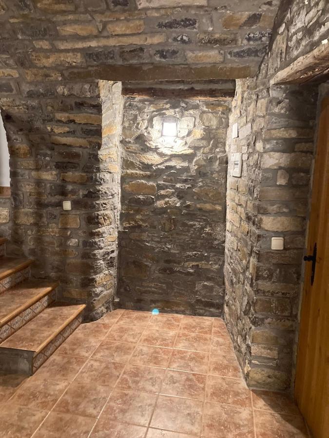 Casa Encuentra, En El Pirineo Al Lado De Ainsa Guest House El Pueyo de Araguas ภายนอก รูปภาพ
