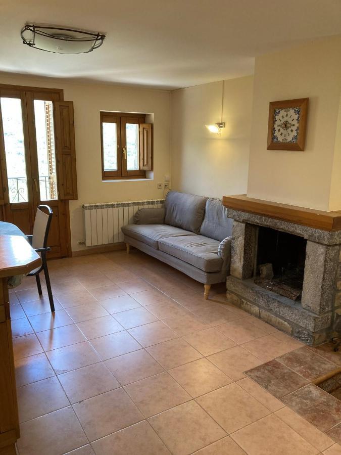 Casa Encuentra, En El Pirineo Al Lado De Ainsa Guest House El Pueyo de Araguas ภายนอก รูปภาพ