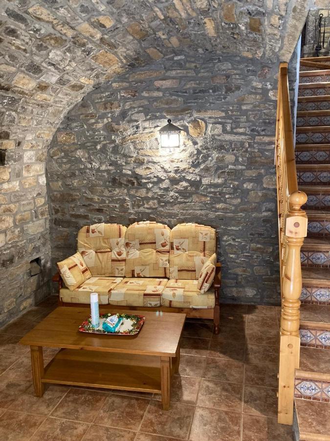 Casa Encuentra, En El Pirineo Al Lado De Ainsa Guest House El Pueyo de Araguas ภายนอก รูปภาพ