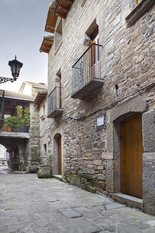 Casa Encuentra, En El Pirineo Al Lado De Ainsa Guest House El Pueyo de Araguas ภายนอก รูปภาพ