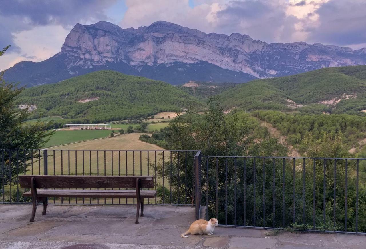 Casa Encuentra, En El Pirineo Al Lado De Ainsa Guest House El Pueyo de Araguas ภายนอก รูปภาพ